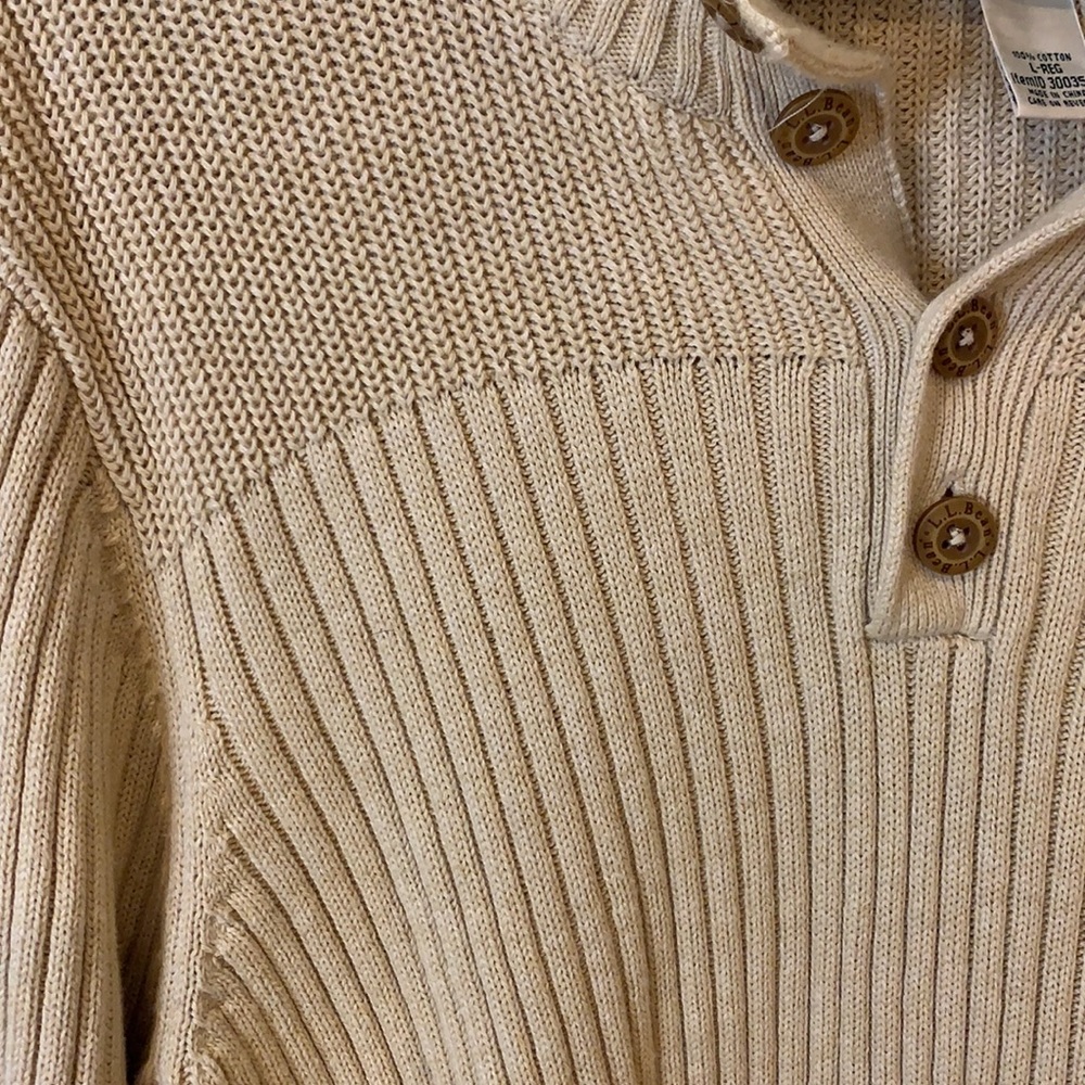 L.L. Bean Men's Cream Sweater Cotton - Picture 2 of 7